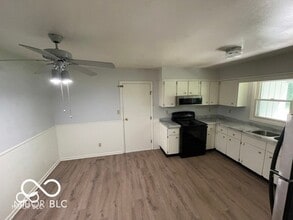 1200 Richfield Ln in Avon, IN - Building Photo - Building Photo