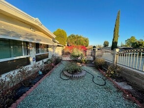 17042 Esperanza Dr in Perris, CA - Building Photo - Building Photo