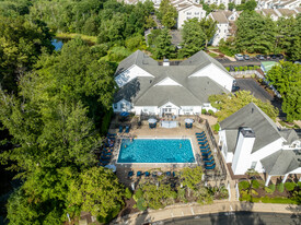 Town Walk at Hamden Hills Apartments