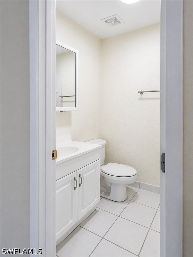 property at 4615 Bayshore Dr