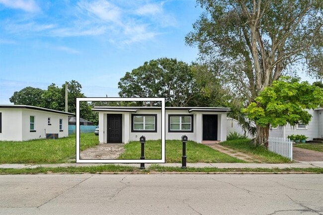 property at 606 S 13th St