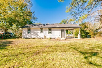 6 Juniper St in Saraland, AL - Building Photo - Building Photo