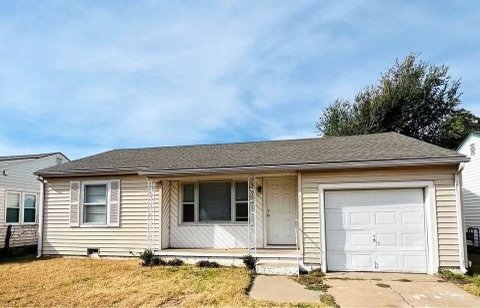 2210 N Independence St in Enid, OK - Building Photo
