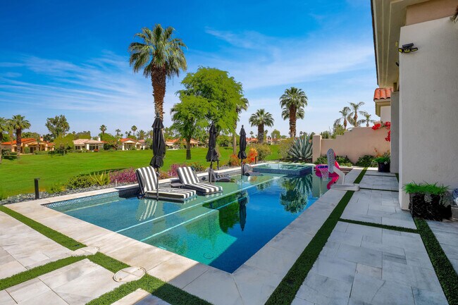 860 Mission Creek Dr in Palm Desert, CA - Building Photo - Building Photo