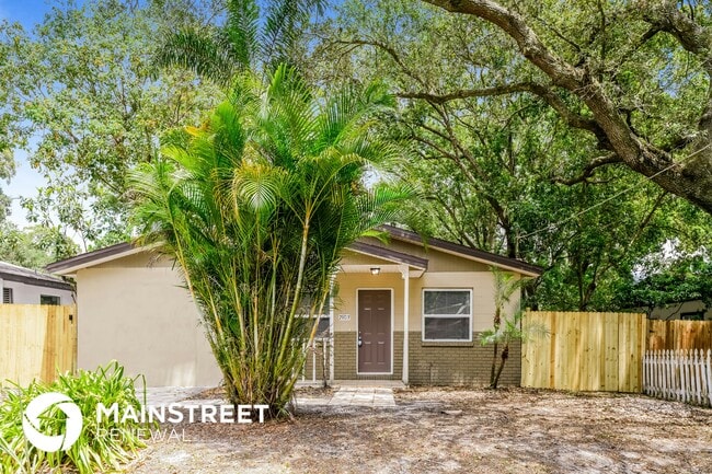 property at 7503 N Dartmouth Ave