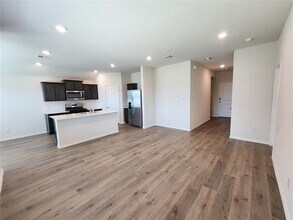 410 Regiment Rd in Tom Bean, TX - Building Photo - Building Photo