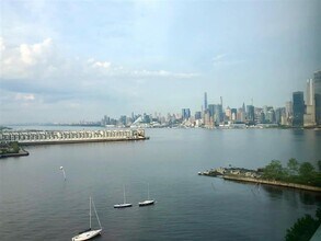 1500 Washington St, Unit 8i in Hoboken, NJ - Building Photo - Building Photo