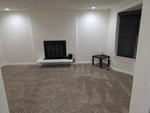 8424 69th Ave SW, Unit 8424 in Lakewood, WA - Building Photo - Building Photo