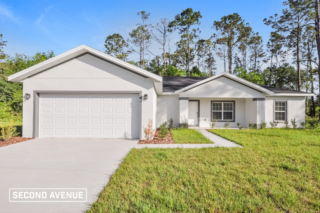 51 Wentworth Ln in Palm Coast, FL - Building Photo