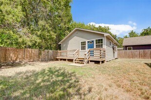 8709 Knox St in Houston, TX - Building Photo