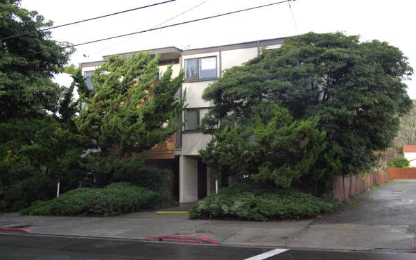 1497 Hopkins St in Berkeley, CA - Building Photo - Building Photo