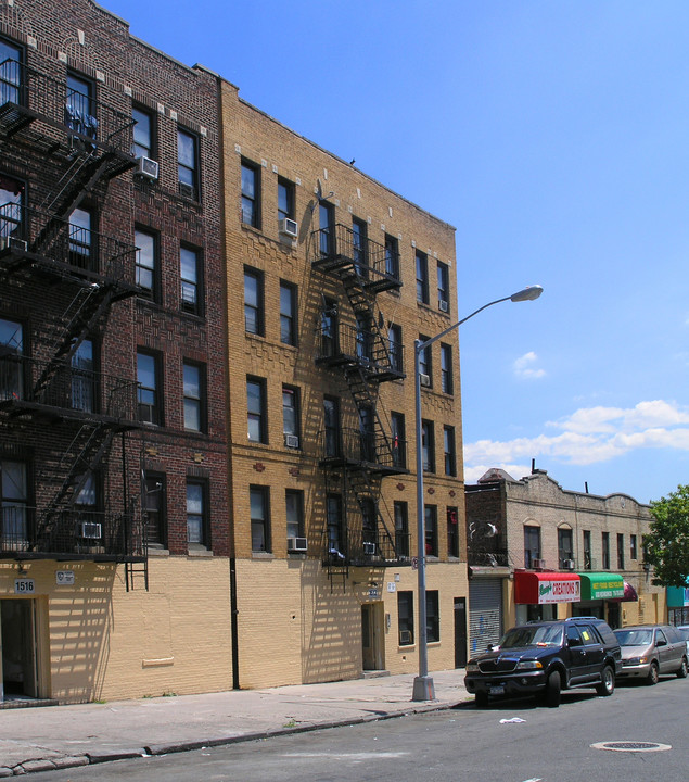 1512 Leland Ave in Bronx, NY - Foto de edificio