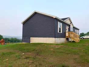332 Whittier Rd in Farmington, ME - Building Photo - Building Photo