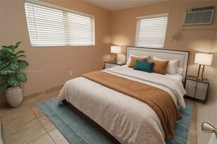 1828 NW 19th St in Miami, FL - Building Photo