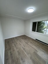 2440 Ware St in Abbotsford, BC - Building Photo - Building Photo