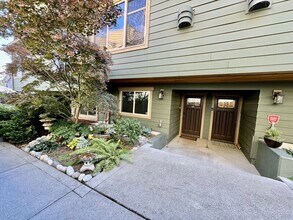 1508 California Ave SW in Seattle, WA - Building Photo - Building Photo