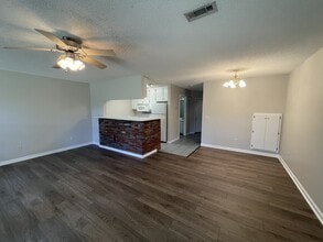 112 Candle Brook Dr in Dothan, AL - Building Photo - Building Photo