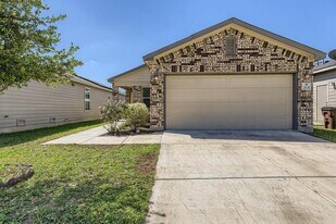 2631 Sunset Bend in San Antonio, TX - Building Photo