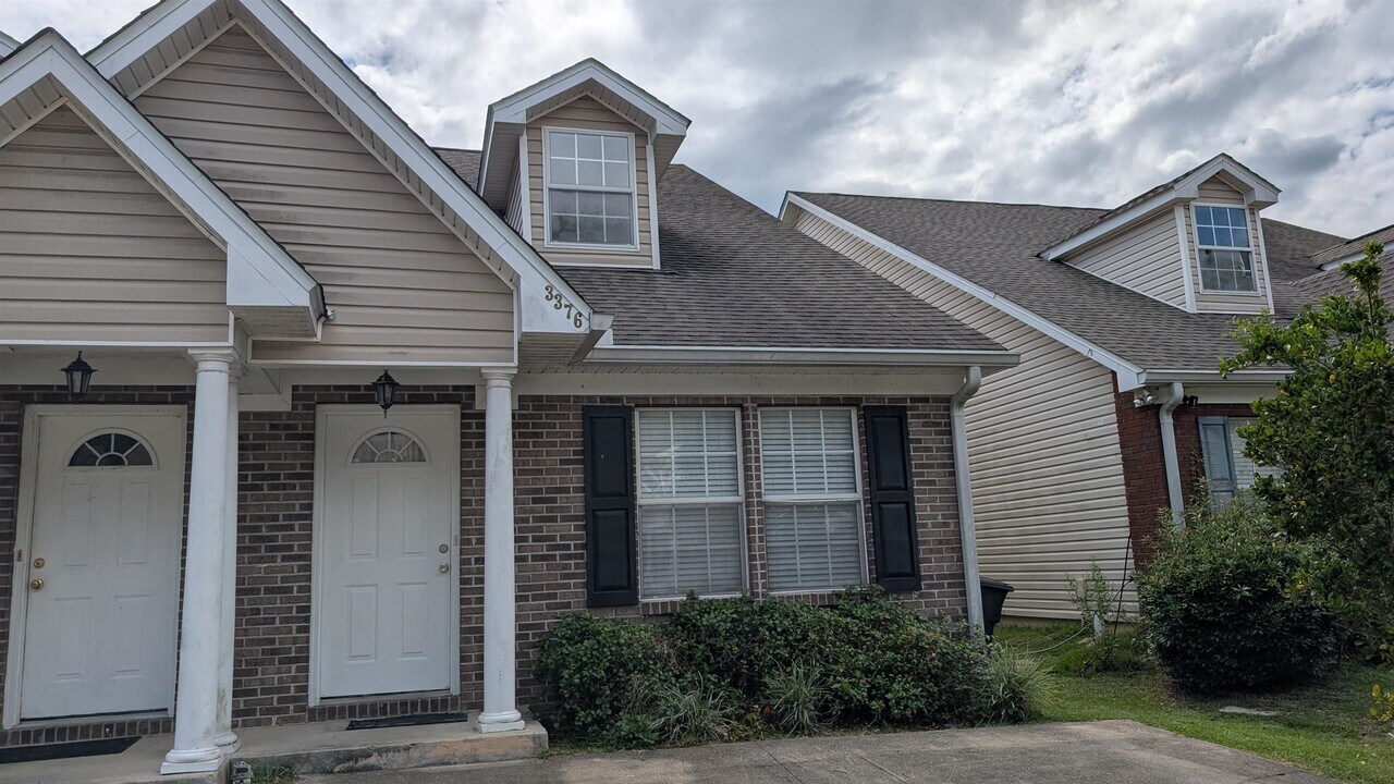 3376 Sawtooth Dr in Tallahassee, FL - Building Photo