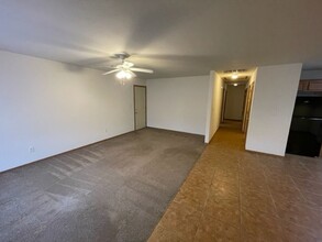 401 E Asher Ct-Unit -401 E. Asher Ct.-1 in Rogers, AR - Building Photo - Building Photo