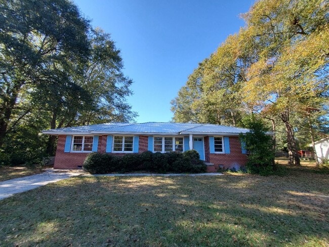 1120 Edgewood Dr in Dublin, GA - Building Photo - Building Photo
