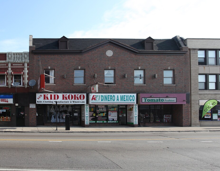 3212-3214 W Lawrence Ave in Chicago, IL - Building Photo