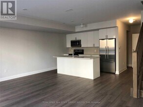 1206 Main St E in Milton, ON - Building Photo - Building Photo