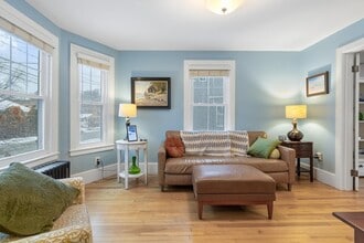 33 Kelley St in South Portland, ME - Building Photo - Building Photo