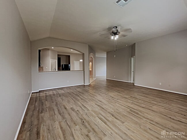 28919 Hidden Lake W in Magnolia, TX - Building Photo - Building Photo
