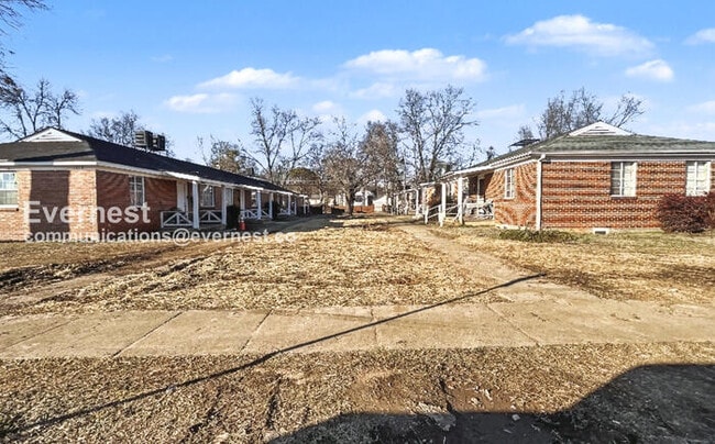 1018 4th Ave W in Birmingham, AL - Building Photo - Building Photo