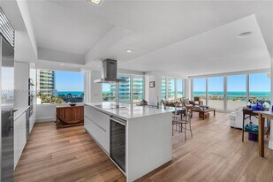 400 S Pointe Dr in Miami Beach, FL - Building Photo