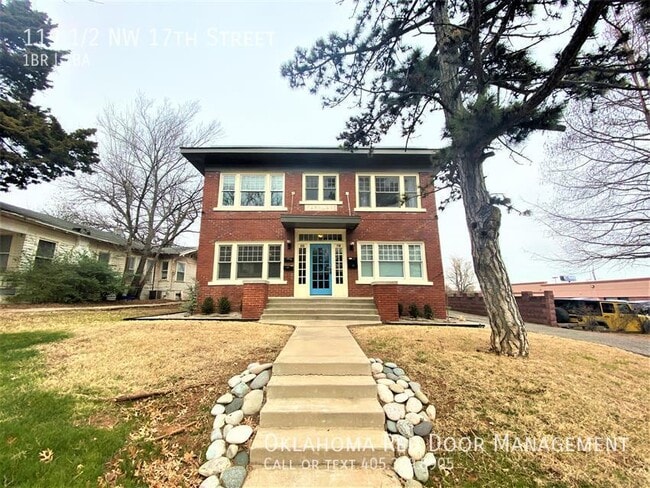 119 1/2 NW 17th Street