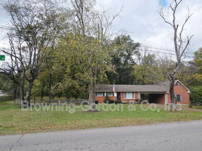 3947 Creekside Dr in Nashville, TN - Building Photo - Building Photo