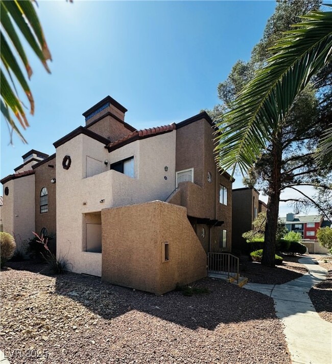 property at 2977 Juniper Hills Blvd