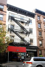 318 W 47th St in New York, NY - Building Photo - Building Photo