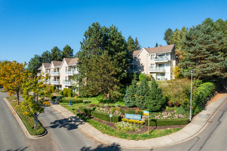 Crystal Ridge in Seattle, WA - Building Photo - Building Photo