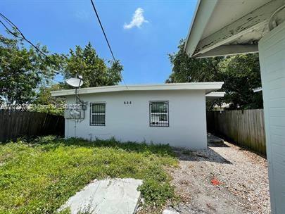 property at 644 NW 15th Terrace