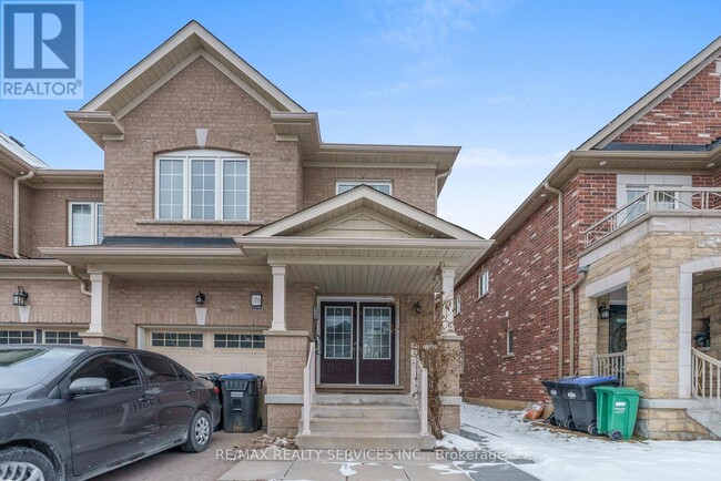 106 Baffin Cres in Brampton, ON - Building Photo - Building Photo