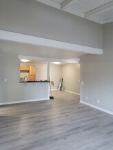 1300 Saratoga Ave in Ventura, CA - Building Photo - Building Photo