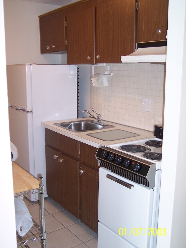 64 Main St, Unit 47B in Stoneham, MA - Building Photo - Building Photo