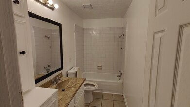 2203 Smoke Rock Dr in Spring, TX - Building Photo - Building Photo