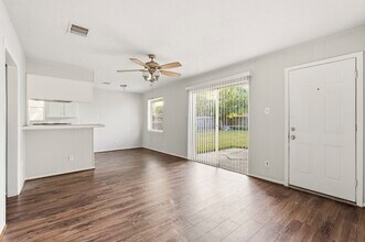 3427 Prudence Dr in Houston, TX - Building Photo - Building Photo
