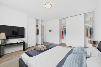 Hobart Continental Apartments in Los Angeles, CA - Building Photo - Building Photo