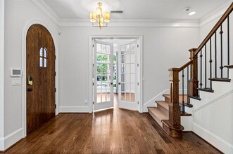 3437 Granada Ave in Dallas, TX - Building Photo - Building Photo