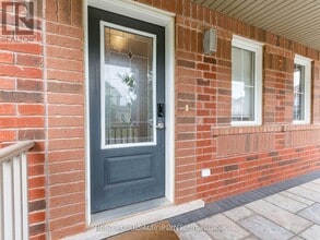 211 Leiterman Dr in Milton, ON - Building Photo - Building Photo