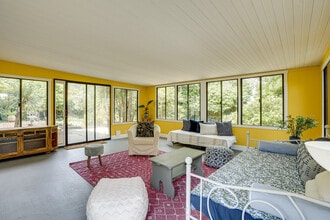 714 Crestview Dr in Pinole, CA - Building Photo - Building Photo