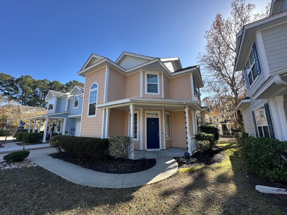 3 Fernbank Ave in Bluffton, SC - Building Photo