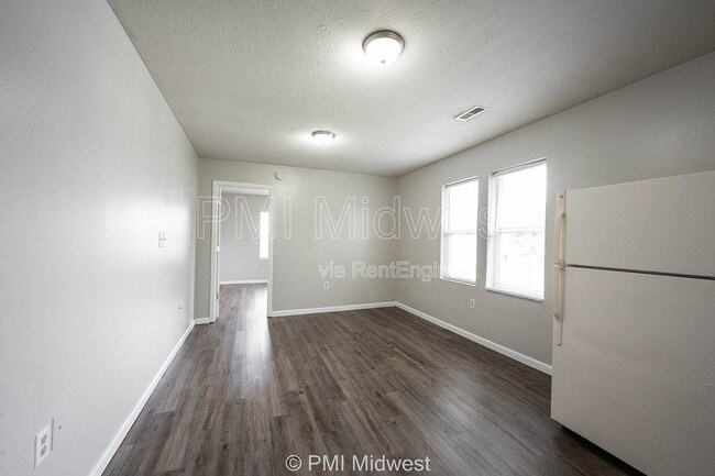 3014 W 10th St in Indianapolis, IN - Foto de edificio - Building Photo