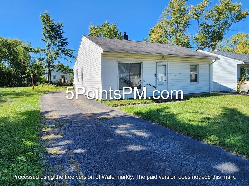 4424 E 158th St in Cleveland, OH - Building Photo