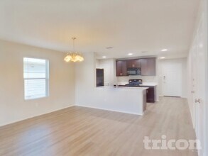 337 Falling Star Dr in Haslet, TX - Building Photo - Building Photo